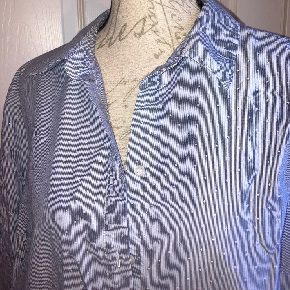 Roz & Ali Swiss Dot Casual Button Down Collared 3/4 Sleeve Top Blue White Large - Picture 5 of 8